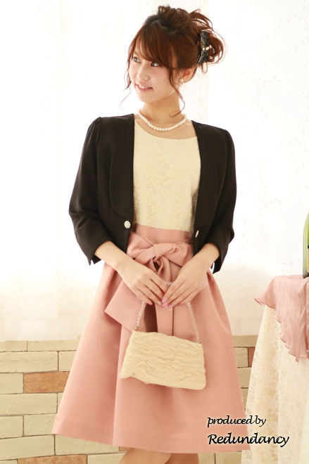 ピンク×ベージュのウエスト切替プリンセスドレス