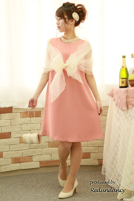 サーモンピンクのゆったりシンプルミニ丈ドレス