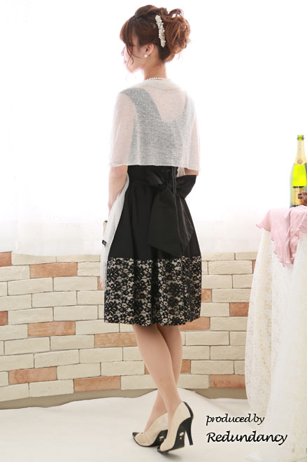 ブラック×ベージュのレース背中編み上げバックリボンドレス