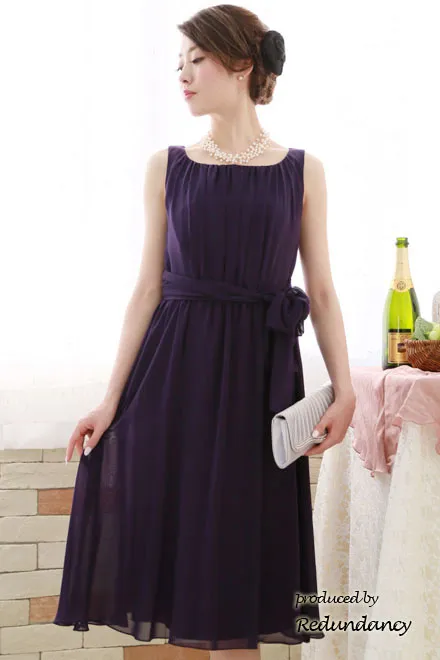 ロイヤルパープルのウエストリボンロングドレス