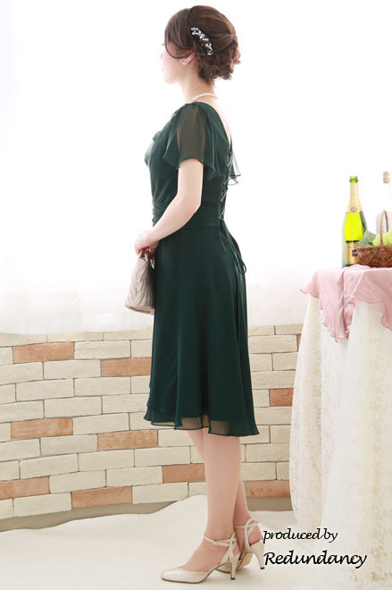ダークグリーンの背中編み上げシフォンミモレ丈ドレス