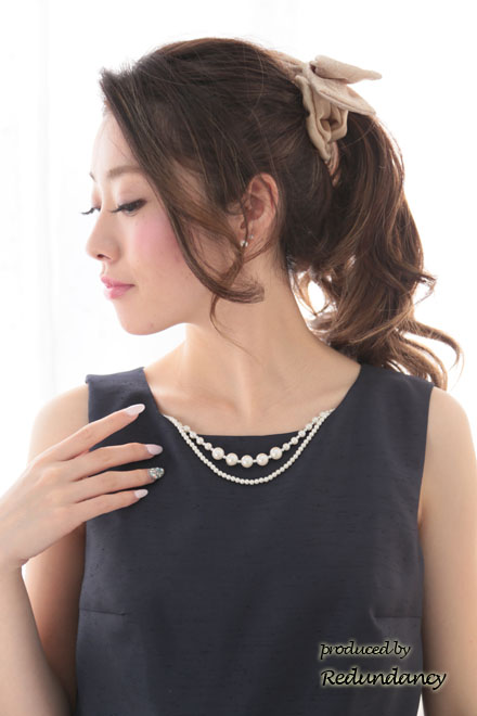 ネイビー×ブルーのドットチュールスカートドレス