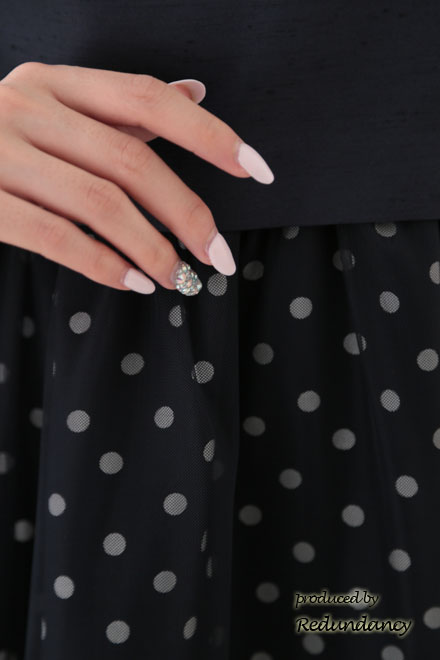 ネイビー×ブルーのドットチュールスカートドレス