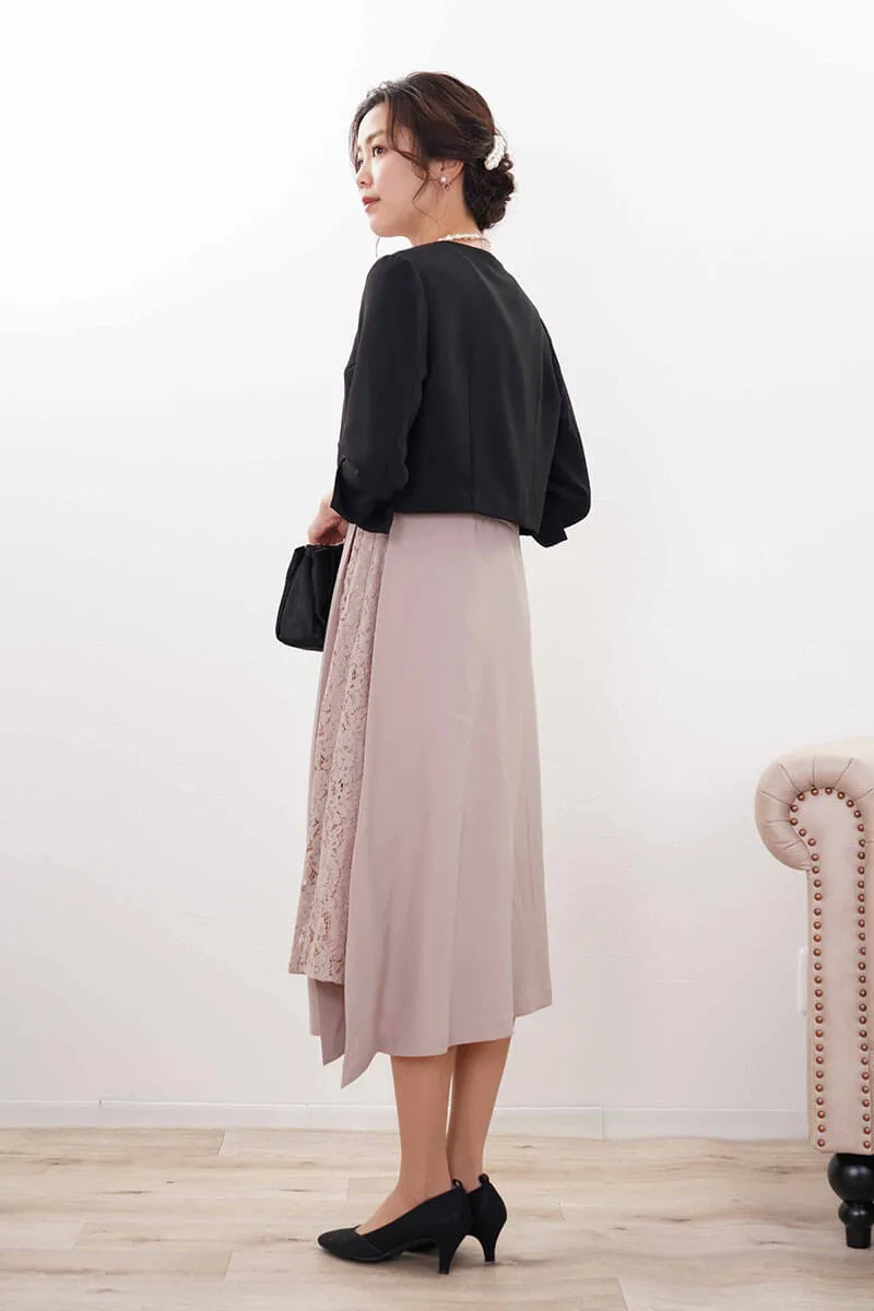 ベージュピンクのレース切替カシュクールドレス