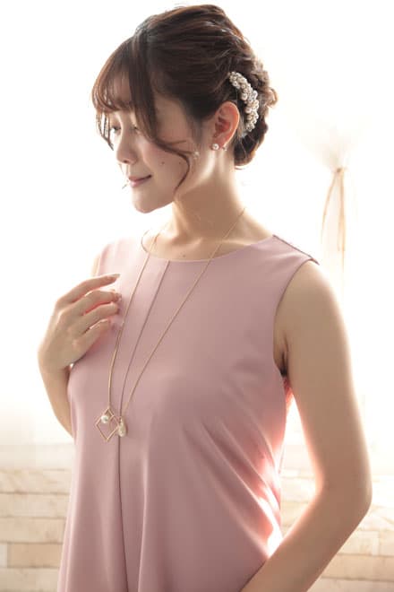 パールのペンダントヘッドゴールドチェーンネックレス