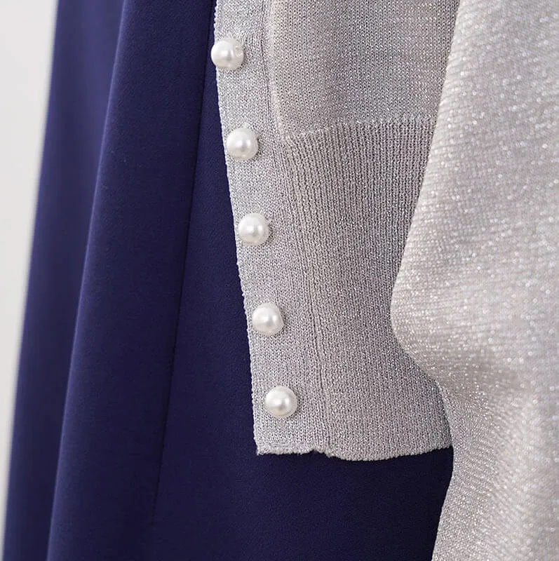 シルバーのラメ入りカーディガン