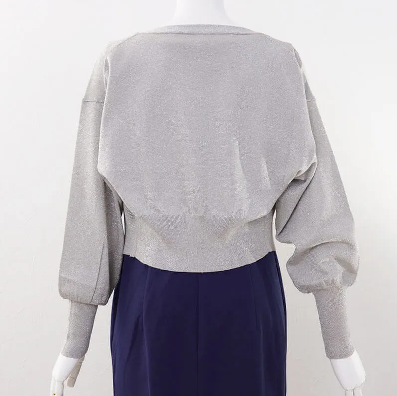 シルバーのラメ入りカーディガン