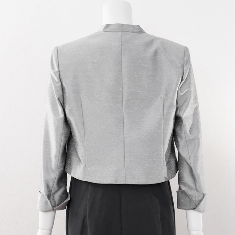 シルバーシャンタンの九分袖ボレロ