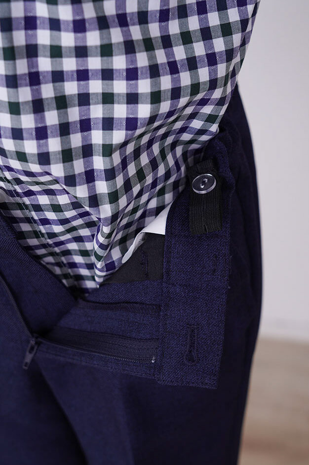 ネイビーのチェックシャツ付きキッズフォーマルセット