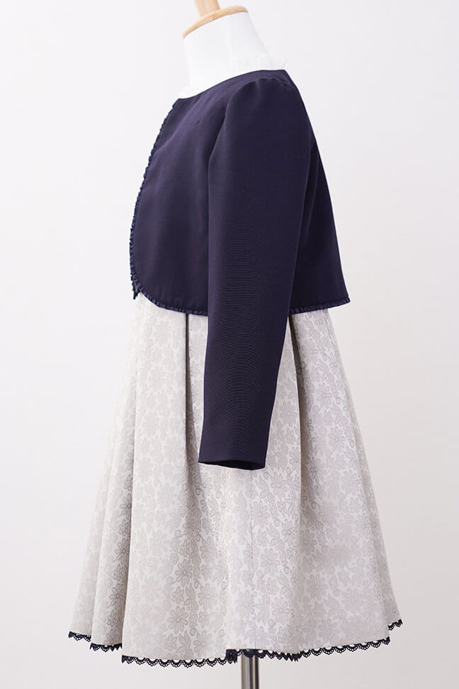 ベージュのレース×ジャガードキッズフォーマルセット