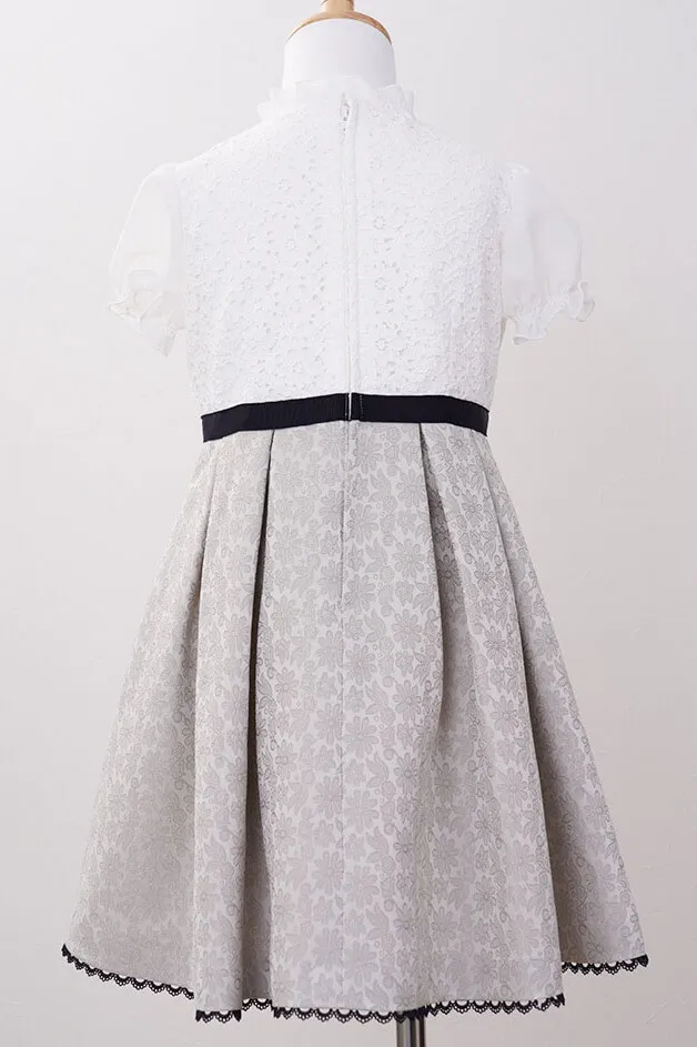 ベージュのレース×ジャガードキッズフォーマルセット