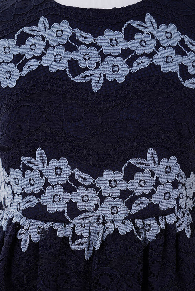 ネイビーの花柄レースキッズフォーマルセット