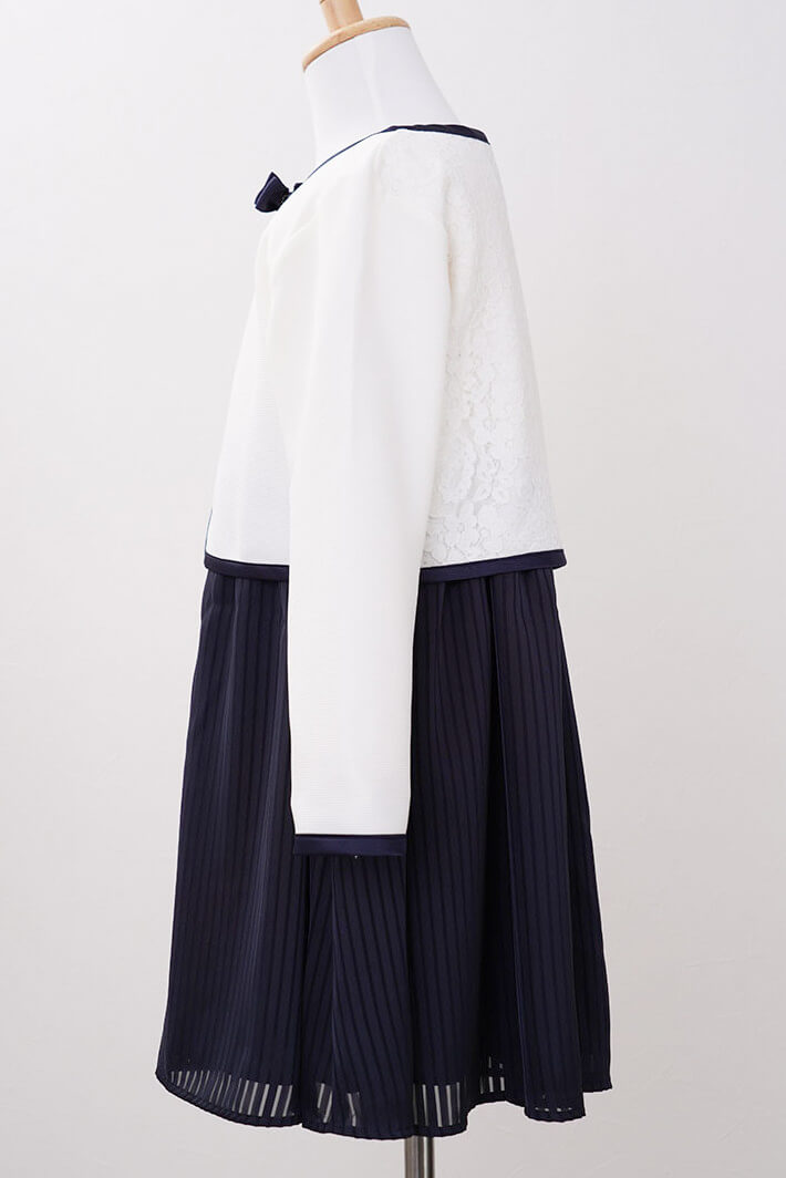 ネイビーのストライプキッズフォーマルセット