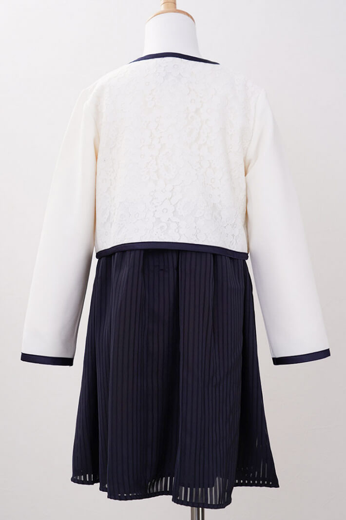 ネイビーのストライプキッズフォーマルセット