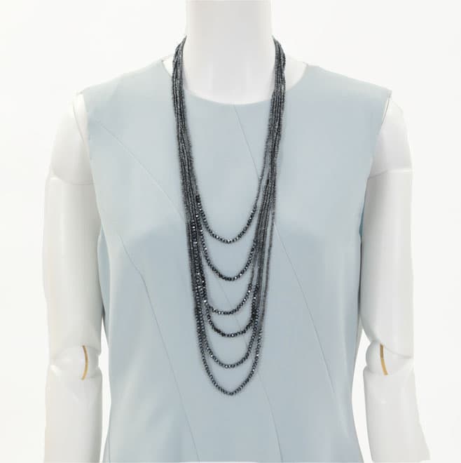 ブラックのビーズ6連ネックレス