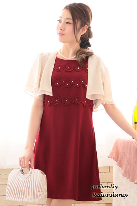 ワインレッドの花模様レースミニドレス