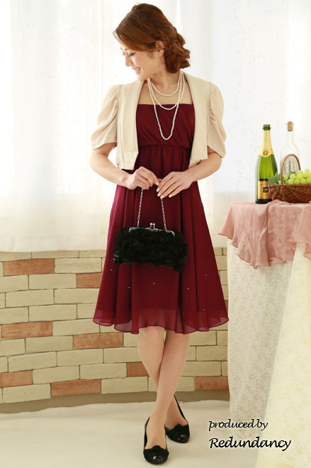 ワインレッドのハイウエストシフォンビジュードレス