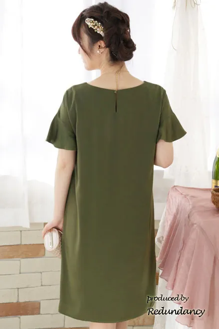 カーキグリーンのVネックフリルスリーブドレス