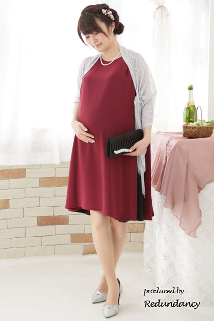 ワインレッド×ブラックの配色Aラインドレス