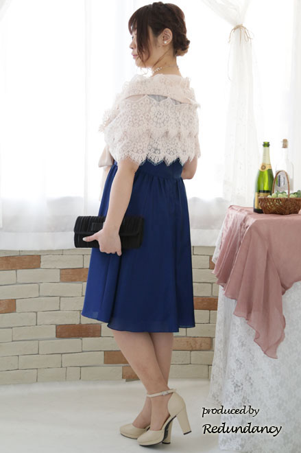 ブルーのドレープネック膝丈Aラインドレス