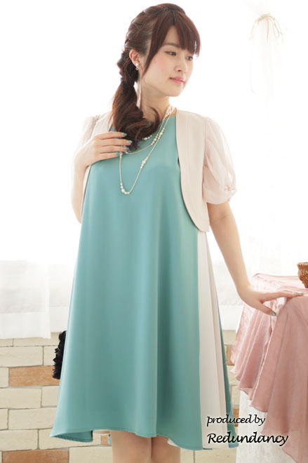 ブルー×ホワイトの配色Aラインドレス