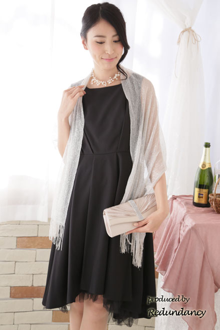 ブラックのバックレースチュールレイヤードドレス