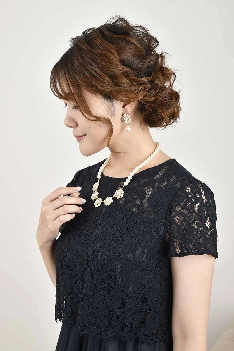 フラワーモチーフイヤリング