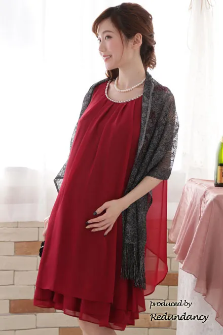 レッドのバックフリルスカートドレス