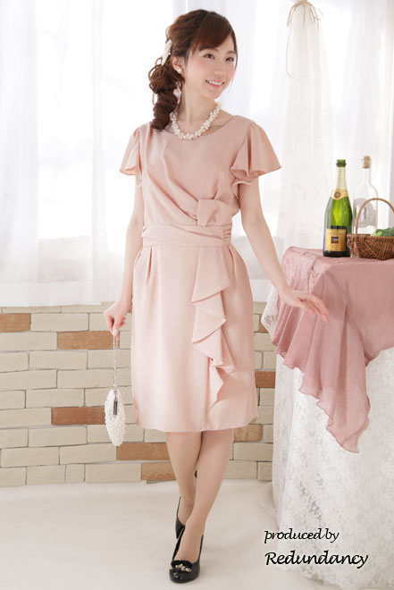 ピンクの縦リボンウエストマークドレス