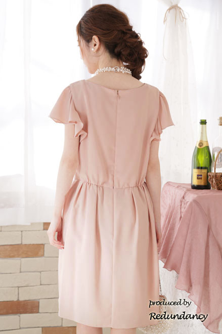 ピンクの縦リボンウエストマークドレス
