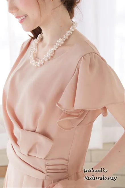 ピンクの縦リボンウエストマークドレス