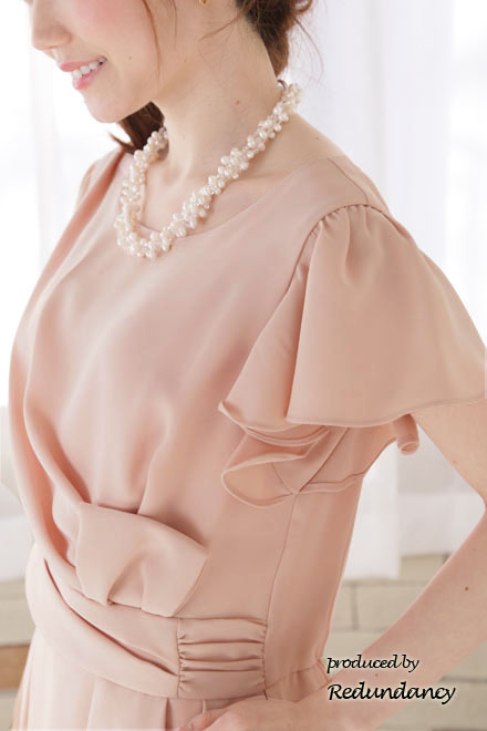 ピンクの縦リボンウエストマークドレス