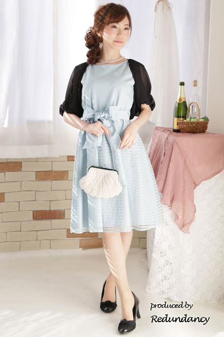 ブルーのシアーボーダー切替ノースリーブドレス