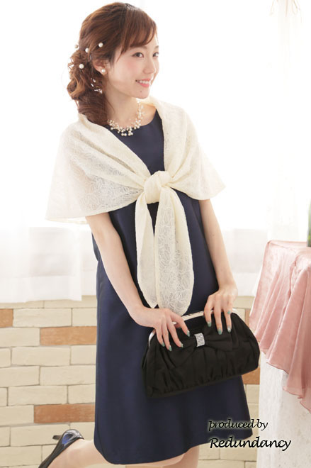 ネイビー×ホワイトのバックレース切替ドレス