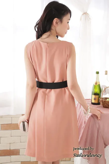 サーモンピンク×ブラックのスリット切替ドレス