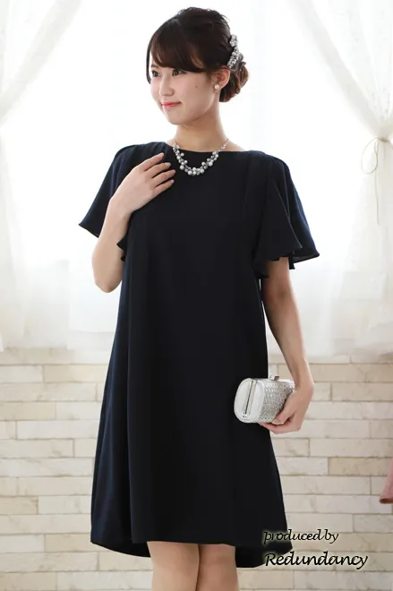 ネイビーのレース切替バックリボンドレス