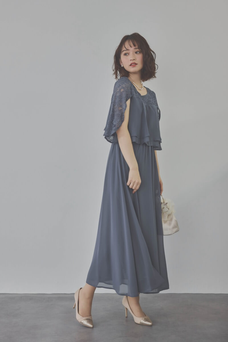 グレイッシュブルーの授乳口付スリットスリーブドレス