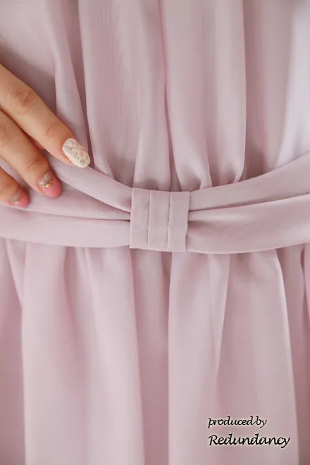 ラベンダーピンクのウエストマークギャザードレス