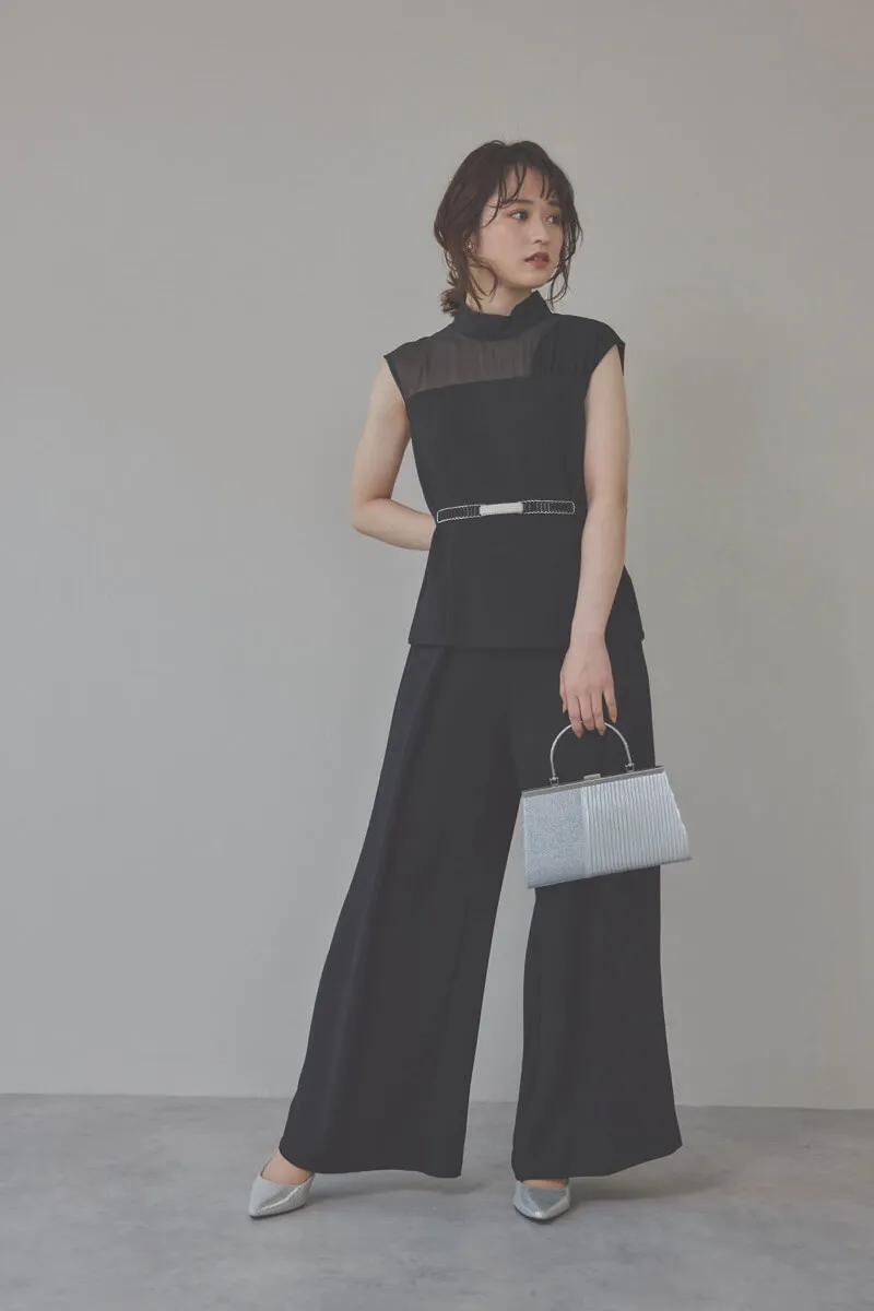 ブラックのワイドパンツセットアップドレス