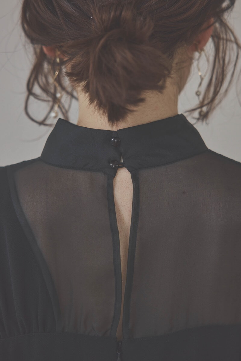 ブラックのワイドパンツセットアップドレス