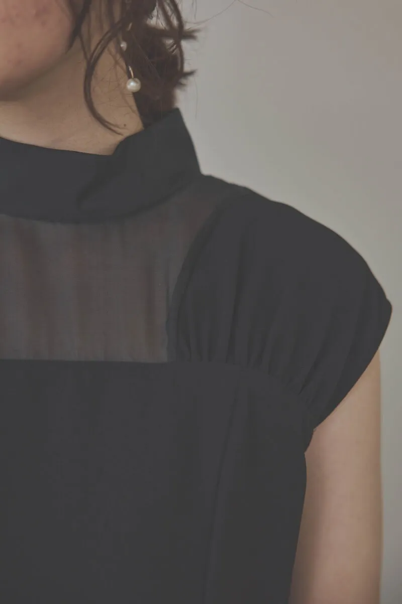 ブラックのワイドパンツセットアップドレス