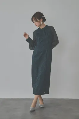 グリーンのジャガードタイトラインドレス /AIMER