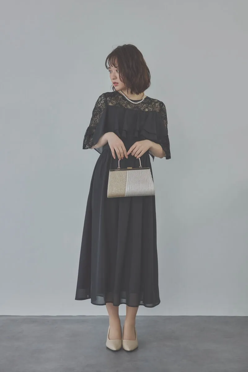 ブラックの2WAYスリーブティアードドレス