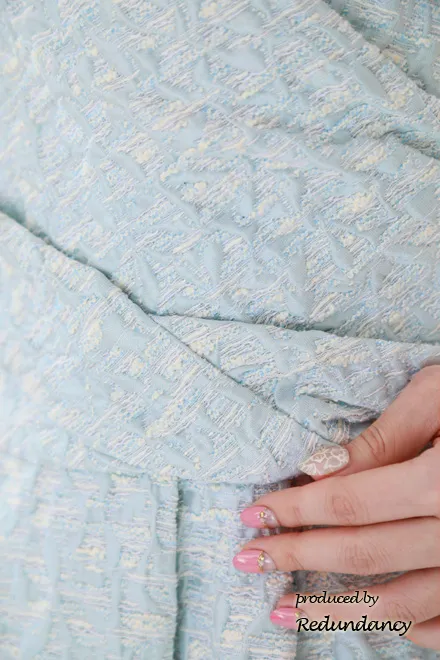 ライトブルーのフレンチスリーブドレープドレス