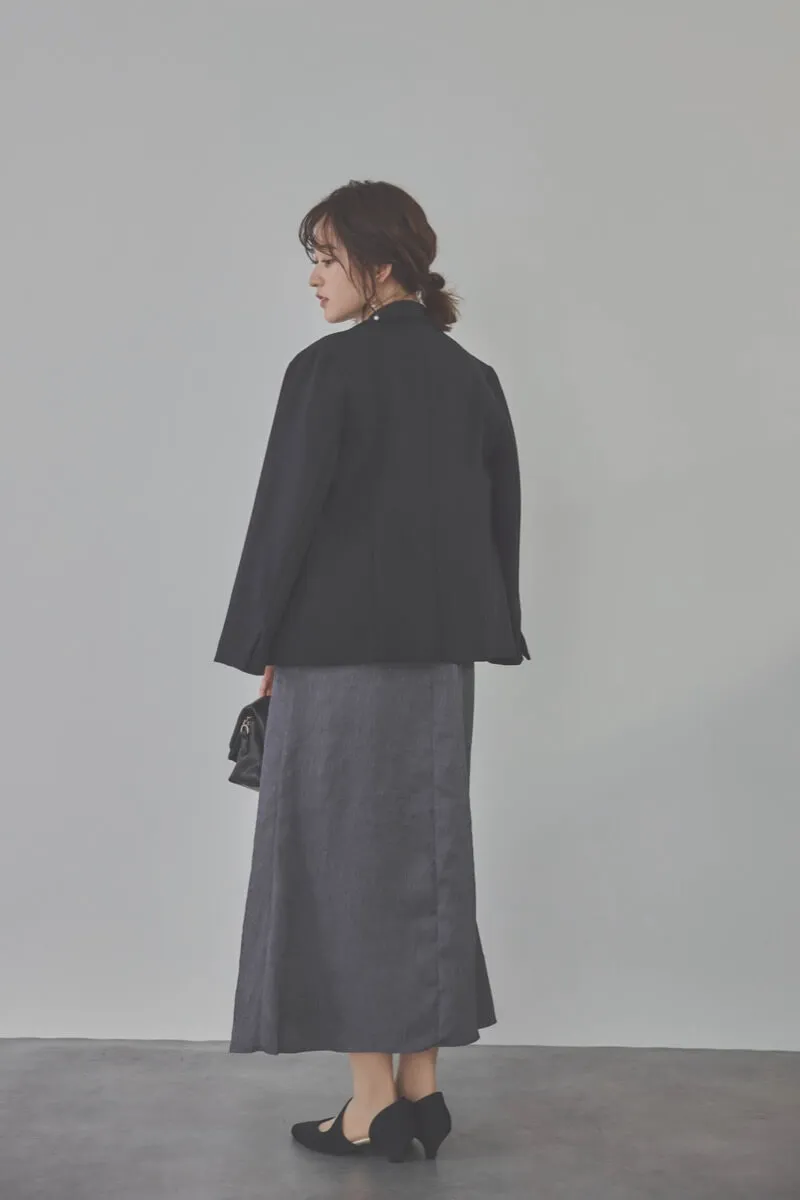 ネイビーのバルーンぺプラムセットアップドレス