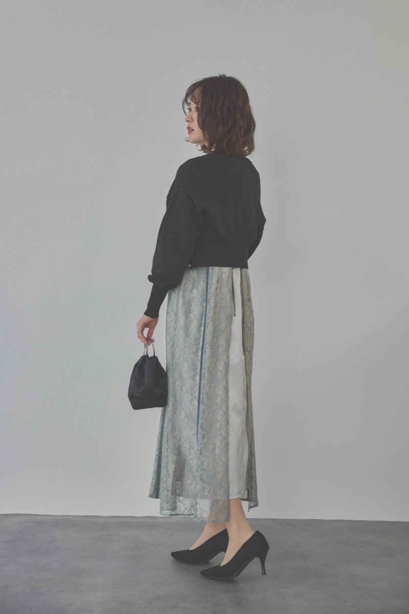 サックスのパイピングレースエプロンドレス