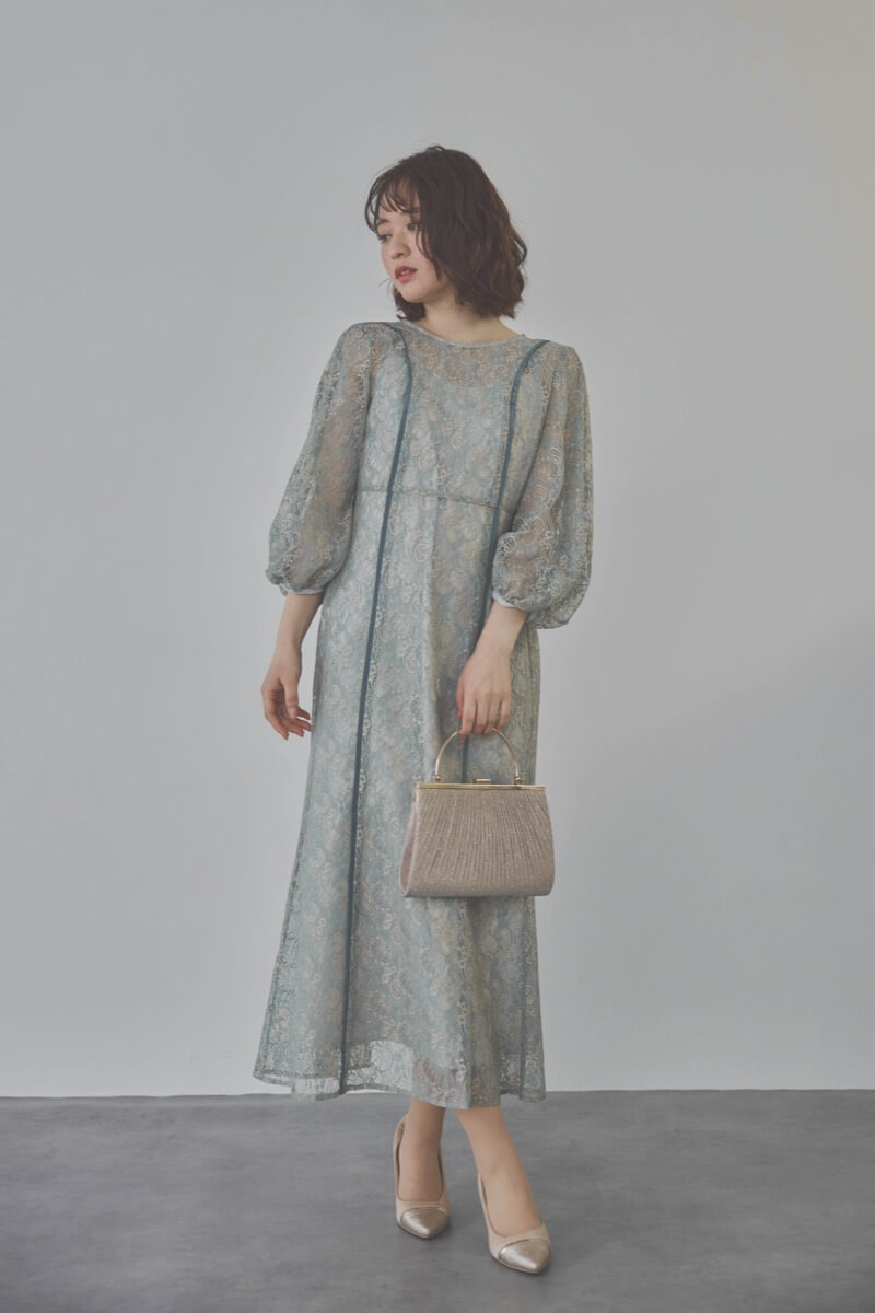 サックスのパイピングレースエプロンドレス