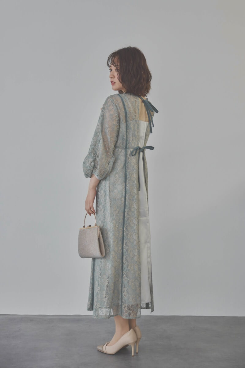 サックスのパイピングレースエプロンドレス