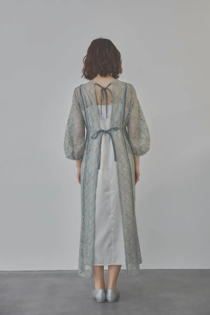 サックスのパイピングレースエプロンドレス