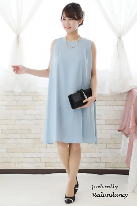 ブルー×ホワイトの配色Aラインドレス